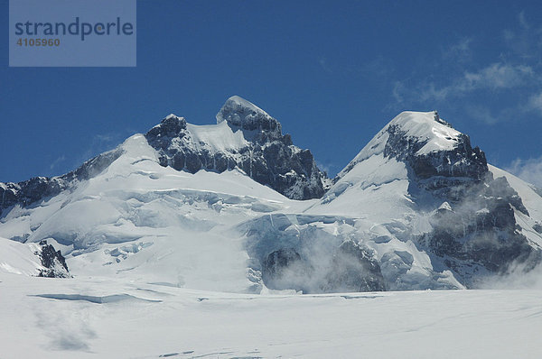 Mt. Tronador Pico Internacional und Pico Argentino  Nahuel Huapi Nationalpark  Patagonien  Argentinien