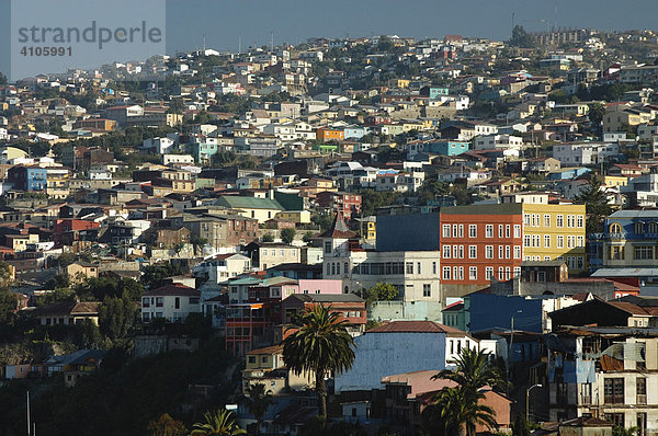Bunte Häuser  Valparaiso  Chile  Südamerika