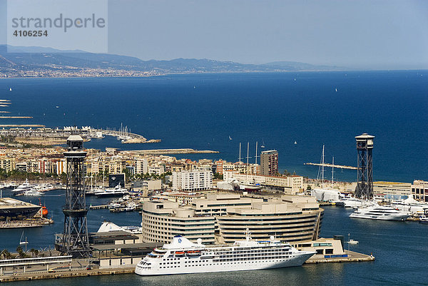 Blick auf den Hafen Port Vell  Barcelona  Spanien  Europa