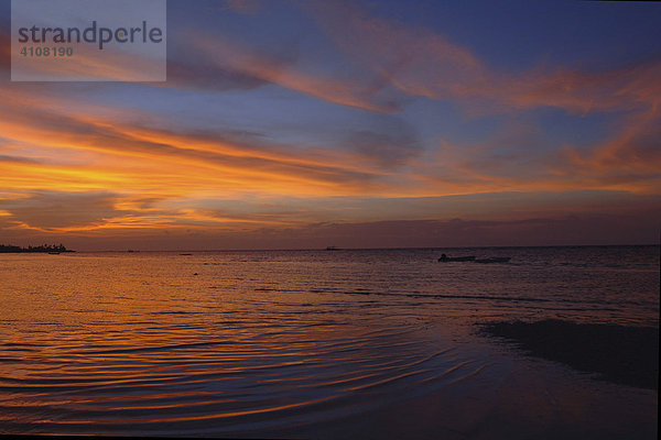Sonnenuntergang auf Panglao Island  Philippinen
