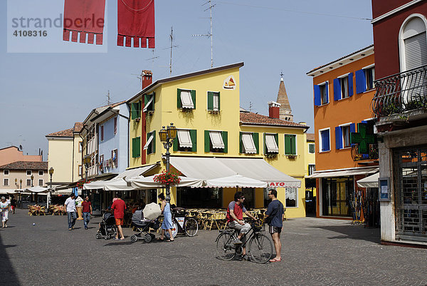 In der malerischen Altstadt  Caorle an der Adria  Venetien  Italien