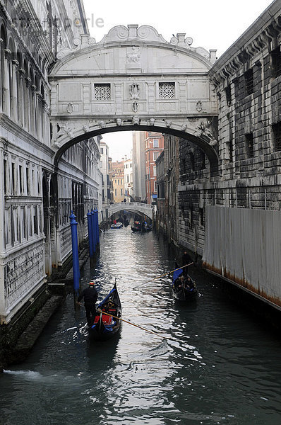Seufzerbrücke  Venedig  Venetien  Italien
