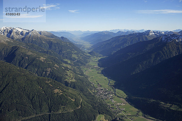 Das Mölltal bei Obervellach  Kärnten  Österreich