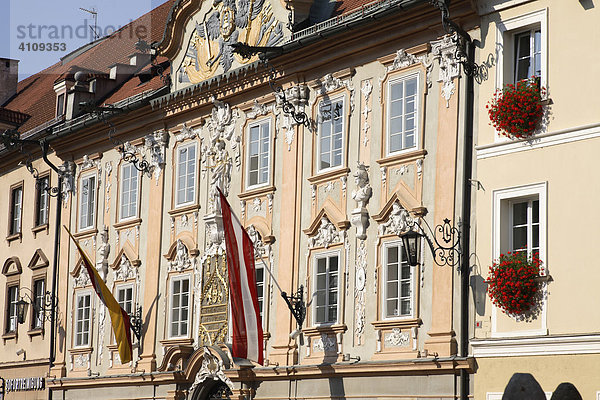Stuckfassade des Rathauses in St. Veit an der Glan  Kärnten  Österreich