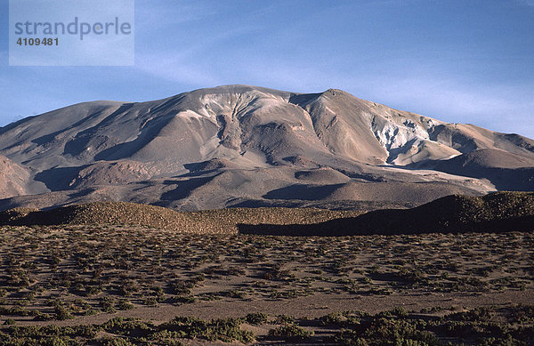 Mondlandschaft im Nationalpark Isluga am Altiplano  Chile