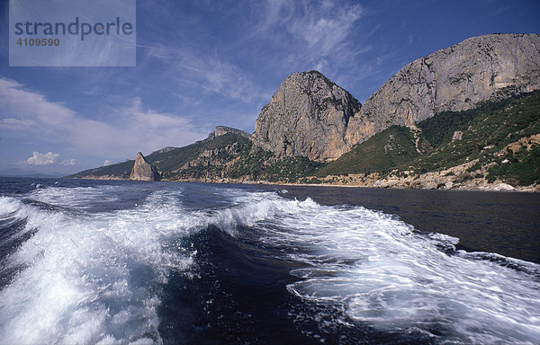 Steilküste  Pedra Longa  Sardinien  Italien