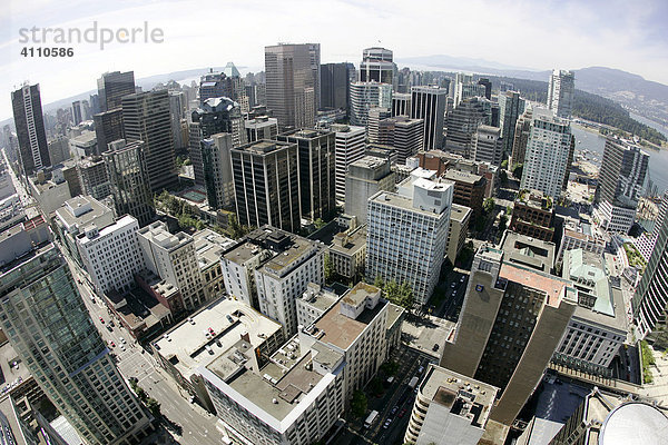 Bürogebäude und Wolkenkratzer in Vancouver  British Columbia  Kanada