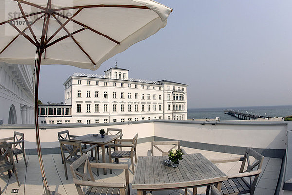 Dachterrasse des Kempinski Grand Hotel Seebad Heiligendamm in Mecklenburg Vorpommern  Deutschland