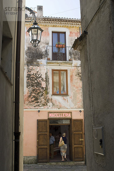 Metzgerei in der Altstadt  Maratea  Basilikata  Italien