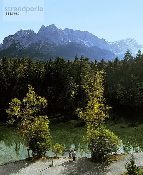 Badersee bei Grainau  Wettersteingebirge  Zugspitze  Oberbayern  Deutschland