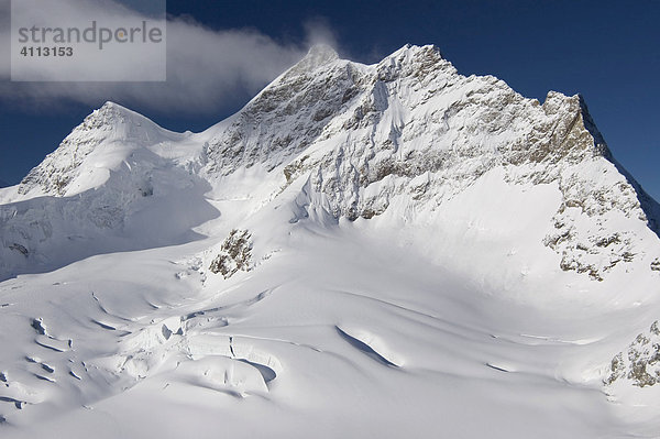 Jungfrau im Berner Oberland Gletscher  Alpen  Gebirge  Schweiz