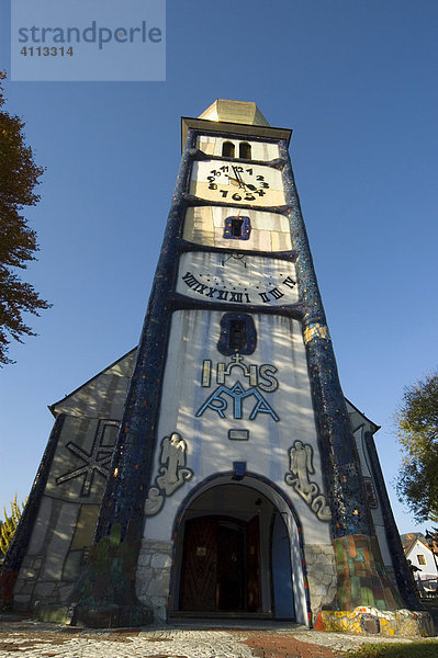 Kirche St. Barbara von Friedensreich Hundertwasser  Bärnbach  Steiermark  Österreich