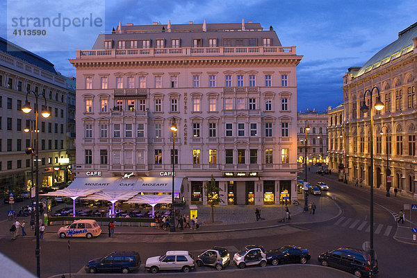 Cafe Mozart  Hotel Sacher  Wien  Österreich