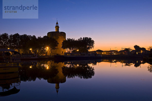 Konstantin Turm  Festung und Stadtmauer in Aigues Mortes  Languedoc-Rousillion  Frankreich