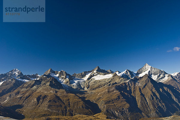 Walliser Alpen vom Dent Blanc (l. n. r. ) bis Weißhorn vom Gornergrat  Zermatt  Schweiz