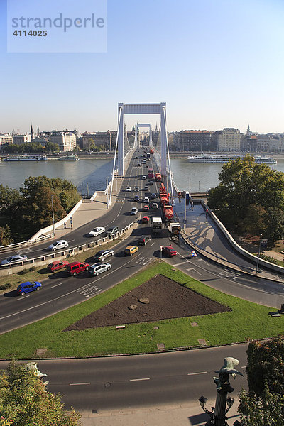 Elisabethbrücke  Budapest  Ungarn