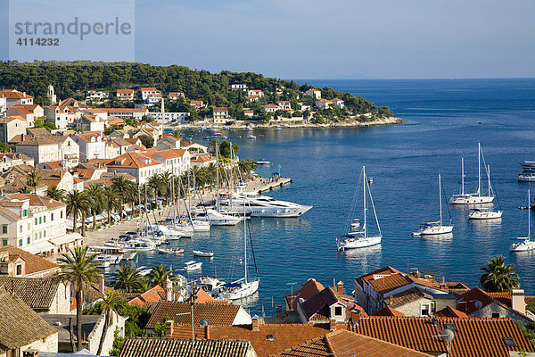 Hafen von Hvar  Insel Hvar  Dalmatien  Kroatien