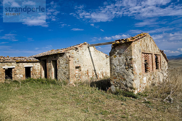 Ruine eines alten Bauernhauses Toskana Italien