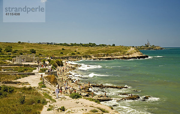 Badestrand von Chersonnes  Sevastopol  Krim  Ukraine  Süd-Osteuropa  Europa