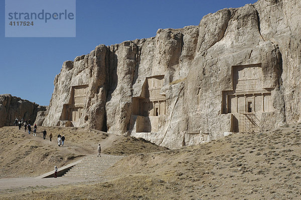 Nekropole der Achämenidenkönige Dareios I.  Dareios II.  Xerxes I. und Artaxerxes I.  Naqsh-e Rostam  Iran