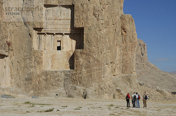 Nekropole der Achämenidenkönige Dareios I.  Dareios II.  Xerxes I. und Artaxerxes I.  Naqsh-e Rostam  Iran
