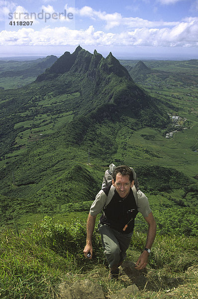 Besteigung des Le Pouce  Blick auf den Berg Pieter Both  Mauritius