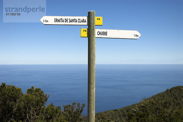 Wander-Wegweiser  Insel La Gomera  Kanarische Inseln  Spanien  Europa Insel La Gomera