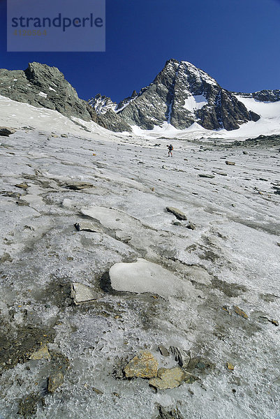 Gletschereis vor dem Gipfel des Großglockner  Nationalpark Hohe Tauern  Tirol  Österreich