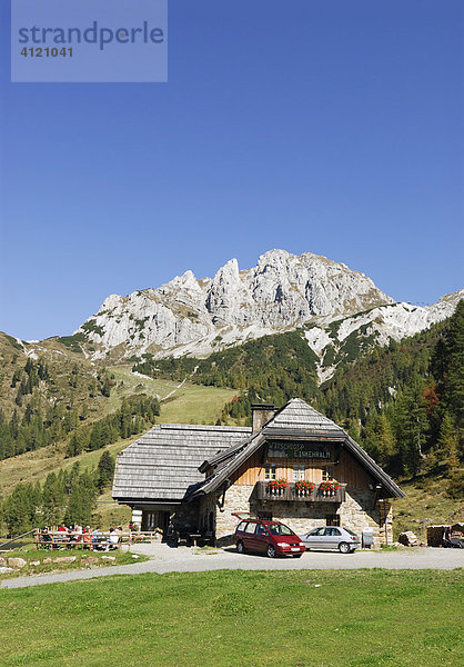 Hütte am Naßfeld  Kärnten  Österreich