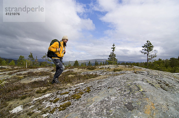 Wanderer  Fjell  Jotunheimen Nationalpark  Norwegen  Skandinavien  Europa Zuhause von
