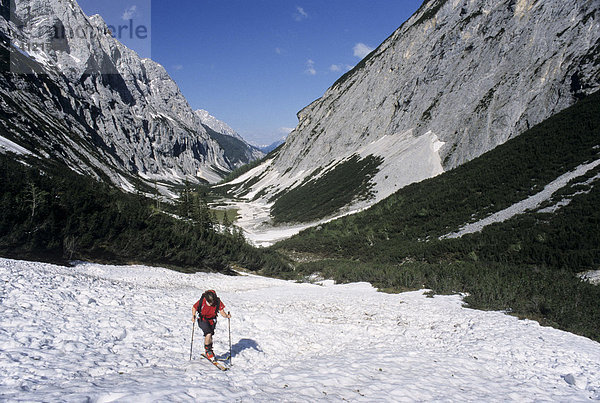 Skitour  Hinterautal  Karwendel  Tirol  Österreich  Europa