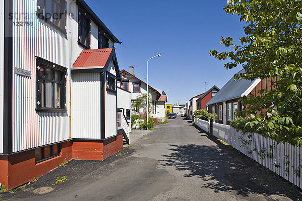 Bunte Wellblechverkleidete Häuser  Isafjörður  Westfjorde  Island