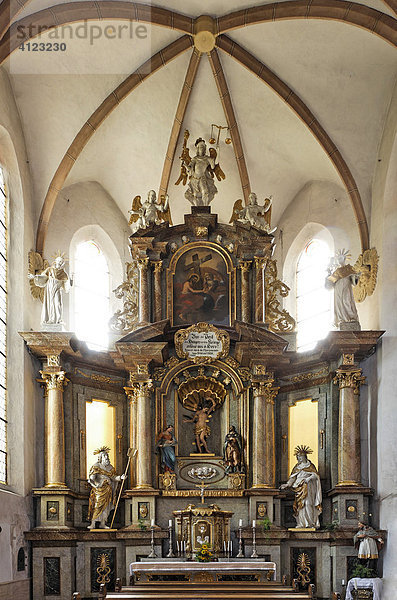 Pestaltar in der Pfarrkirche  Pottenstein  Triestingtal  Niederösterreich  Österreich