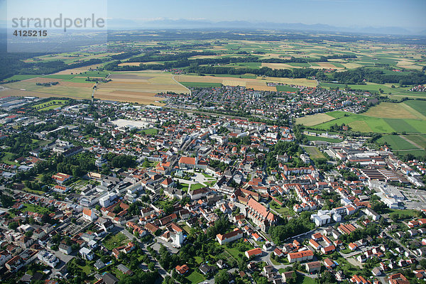 Luftaufnahme  Altötting  Oberbayern  Bayern  Deutschland