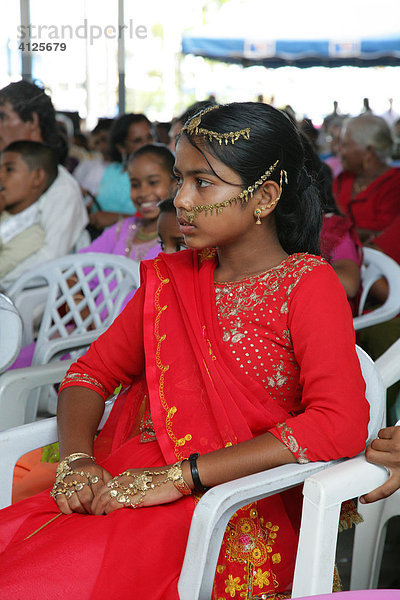 Mädchen  indischer Abstammung beim Hindu Festival  Georgetown  Guyana  Südamerika