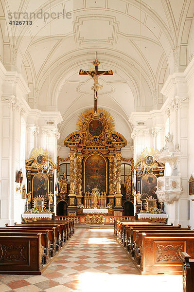 Klosterkirche  Tittmoning  Landkreis Traunstein  Oberbayern  Bayern  Deutschland  Europa