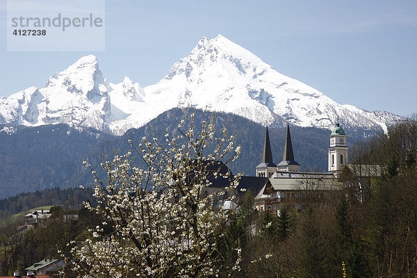 Berchtesgaden mit Blick auf den Watzmann  Oberbayern  Bayern  Deutschland  Europa