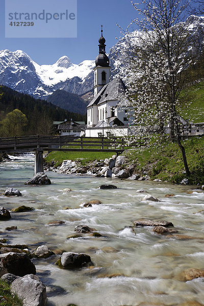 Malerwinkel  Ramsauer Kirche  Reiteralpen  Berchtesgadener Land  Oberbayern  Bayern  Deutschland  Europa