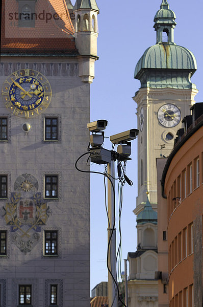 Überwachungskameras während Münchner Konferenz für Sicherheitspolitik (SiKo) 2008  Internationale Sicherheitskonferenz  München  Oberbayern  Bayern  Deutschland
