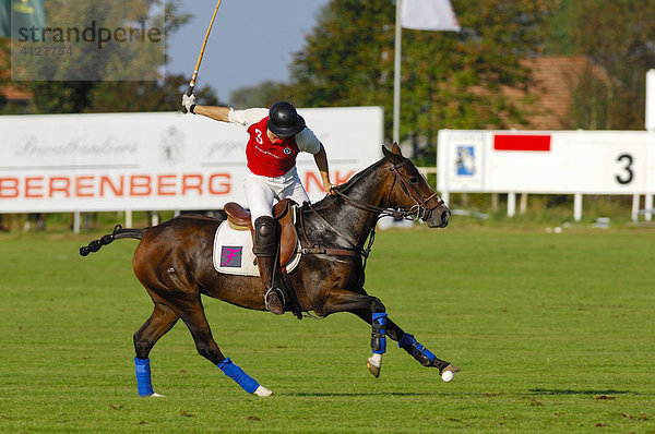 Polospieler  Poloturnier  Berenberg High Goal Trophy 2007  Thann  Holzkirchen  Oberbayern  Bayern  Deutschland