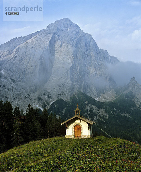 Halleranger Alm  Kapelle  Kleiner Lafatscher  Karwendel  Tirol  Österreich