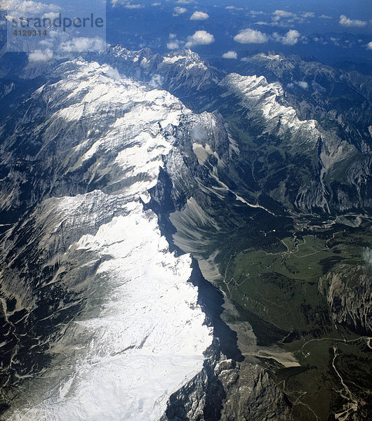 Westlicher Karwendelhauptkamm  Karwendel  Tirol  Österreich