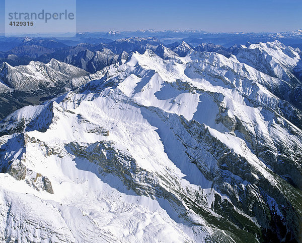 Karwendelhauptkamm  Birkkarspitze  Karwendel  Tirol  Österreich