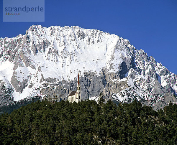 Marienwallfahrtskirche  Locherboden  Mieminger Kette  Tirol  Österreich