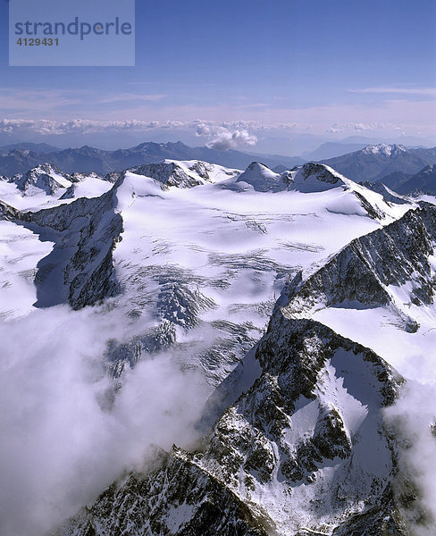 Zuckerhütl und Gletscher Sulzenauferner  Stubaier Alpen  Tirol  Österreich