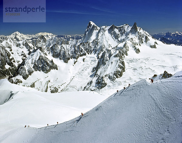 Abstieg von der Aiguille du Midi zum Vallée Blanche  Grandes Jorasses  Mont Blanc-Massiv  Savoyer Alpen  Frankreich