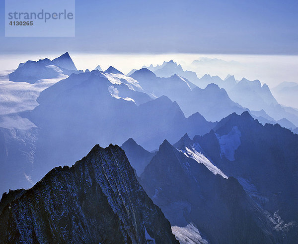 Adamello Gruppe  Panorama  Provinz Brescia  Italien