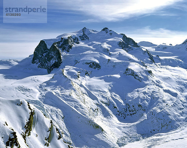 Monte Rosa Westseite mit Gornergletscher  Walliser Alpen  Schweiz