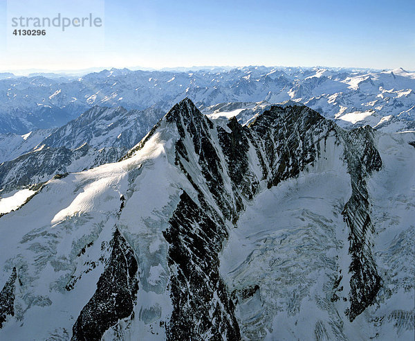 Großglockner mit Pasterze  Gletscher  Hohe Tauern  Kärnten  Österreich  Luftbild