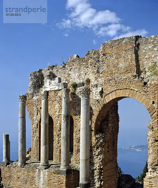 Antikes Römisches Theater in Taormina  Theater am Meer  Sizilien  Italien